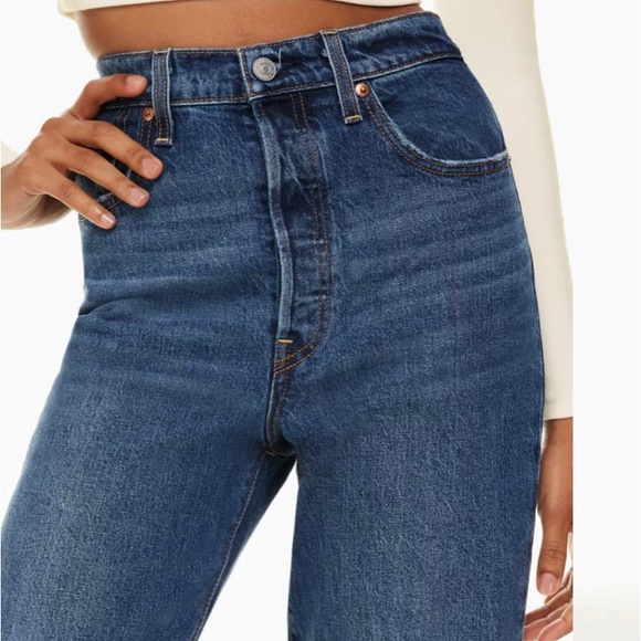 NWT Levis Ribcage Staight Ankle.. - Picture 2 of 6